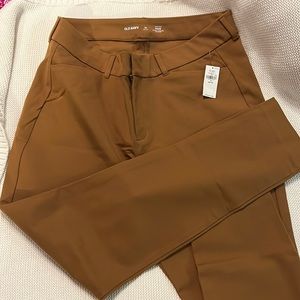 Old Navy High rise Petite Pixie pants